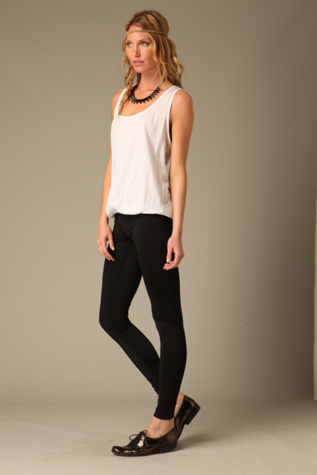 Black/white