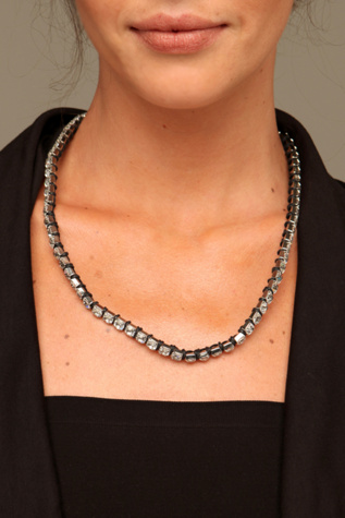 Black/Crystal