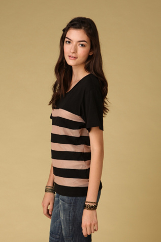 Black/nude