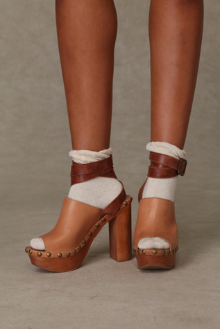 Caza Platform Clog