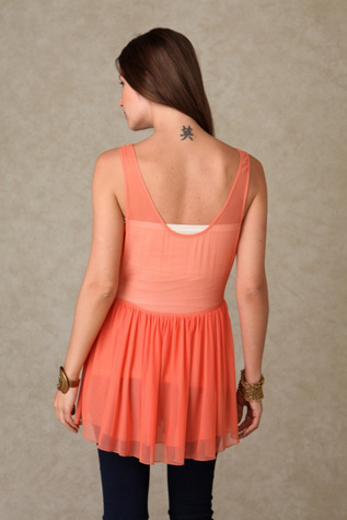 BRIGHT CORAL