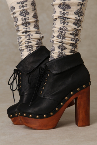 Solvang Clog