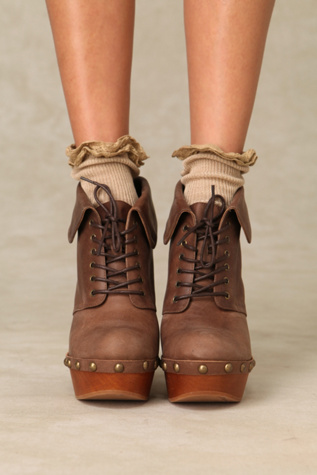 Solvang Clog