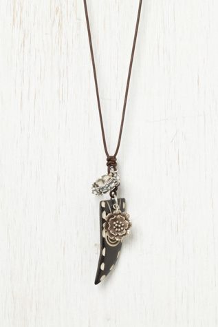 Horn of Flowers Necklace