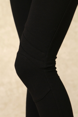 Pleated Knee Legging