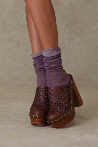 Wani Slouch Knee Sock