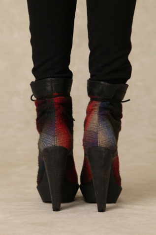 Black/Rainbow