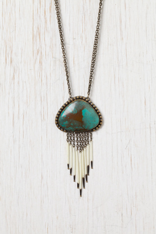 Isis Breeze Necklace