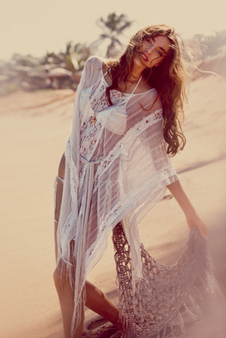 Runaway Lace Kaftan