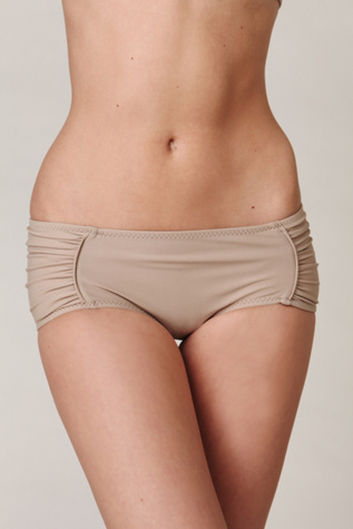 Modern Haze Solid Bottom