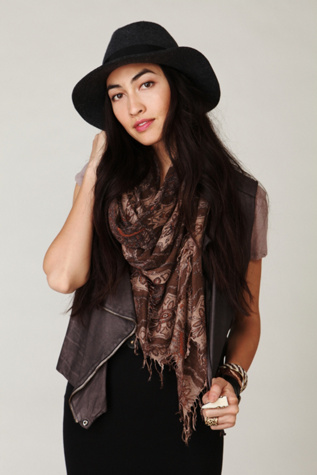 Sisii Leather Vest