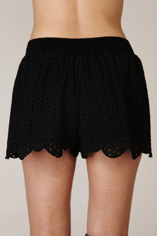 Scalloped Eyelet Short
