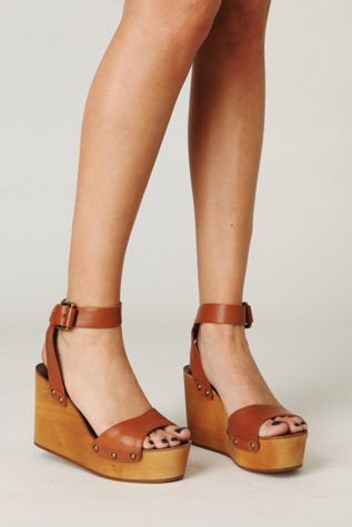 Alisa Ankle Strap Platform