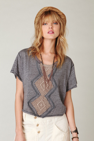 Cropped Diamond Tee