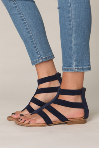 Bows and Arrows Sandal