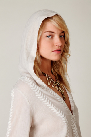 Embroidered Flora Pullover