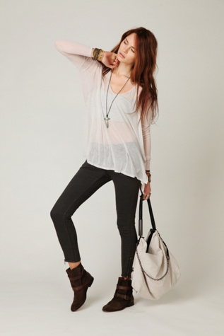 Pale Grey / SIlver