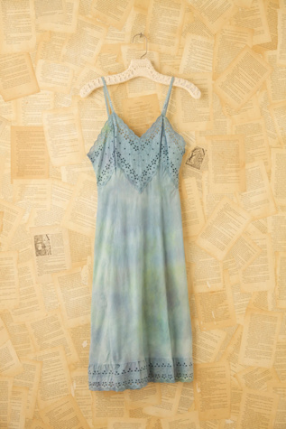 Vintage Hand Dyed 1940s Slip
