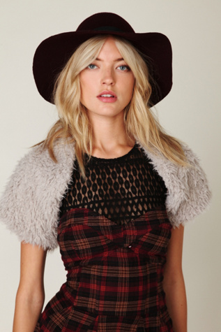 Swalesdale Texture Shrug