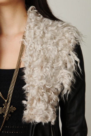 Black / Beige Fur