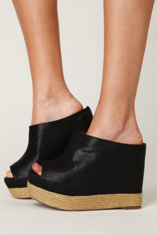Kelsey Mule Wedge