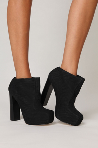 Black Slashed Nubuck