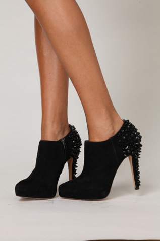 Rizzo Spike Heel