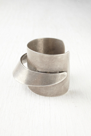 Lust Cuff