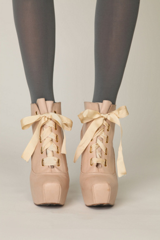 Symphonia Platform Heel