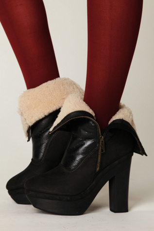 Pilar Platform Boot