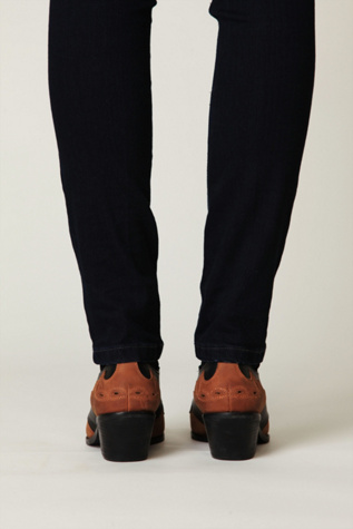 Brown / Black