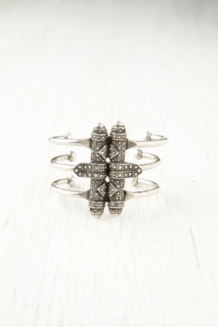Scroll Cuff