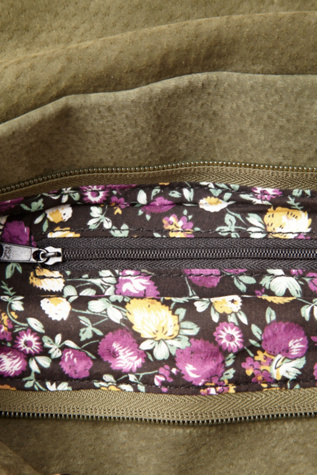 Almost Famous Clutch
