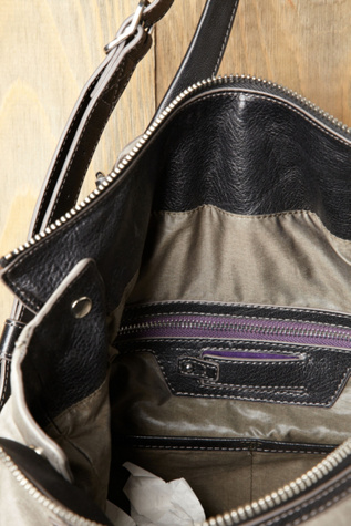 Andy Tote by A. Toy