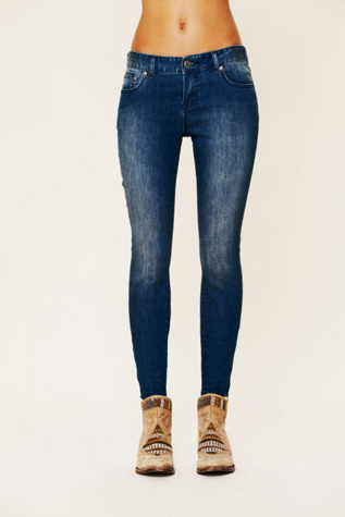 5 Pocket Ankle Crop with Zipper