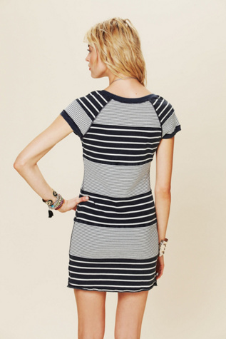 Navy / white