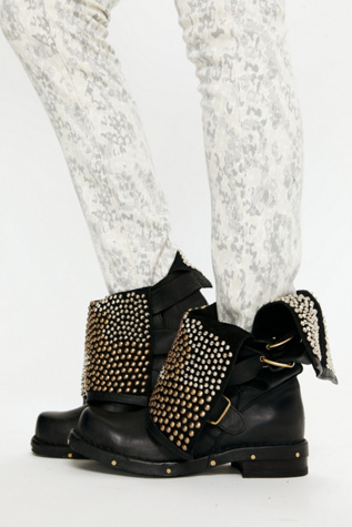 Hunter Stud Boot