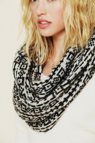 Snow / Black