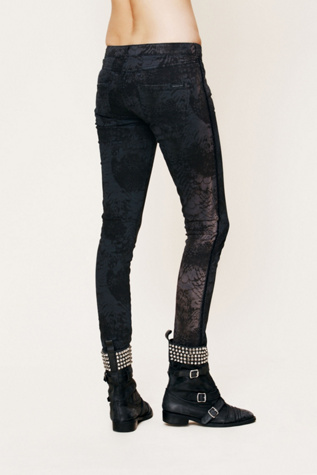 Washed Black