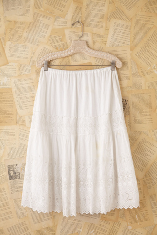 Free People Vintage White Cotton Peasant Skirt in vintage-skirts