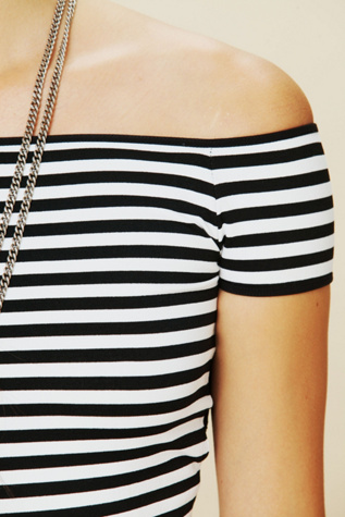 Black / White