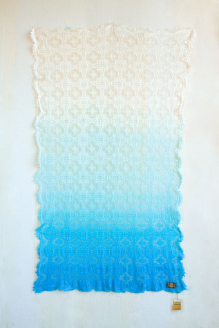 Dip Dye Lace Throw
