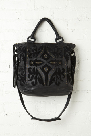 Dalila Satchel