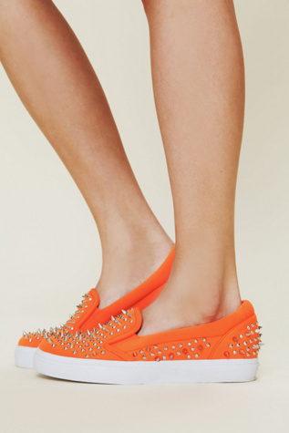 Mckay Studded Sneaker