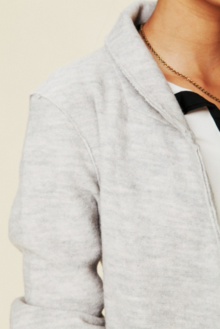 LIGHT GREY HEATHER