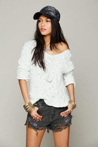 Shaggy Knit Pullover in clean-slate