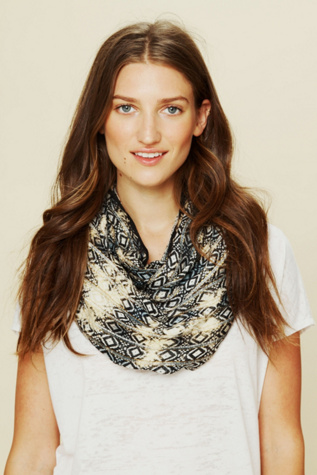 Woven Metallic Scarf