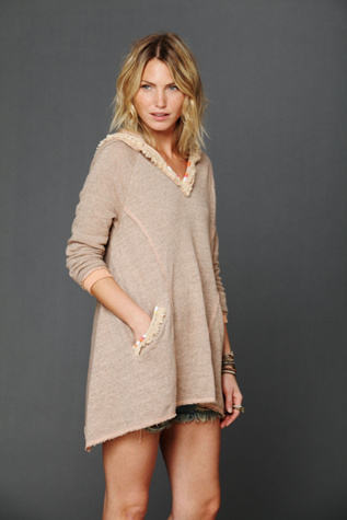 Hooded Swing Pullover