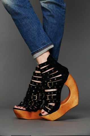Rockley Cut Out Wedge