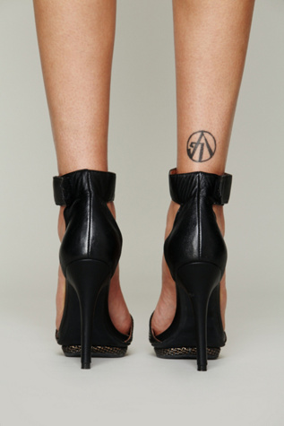 Black Leather / Gold